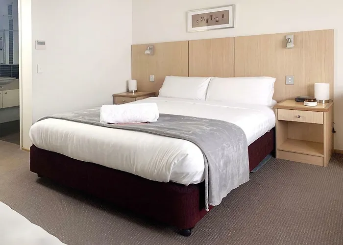 Airport Ascot Motel