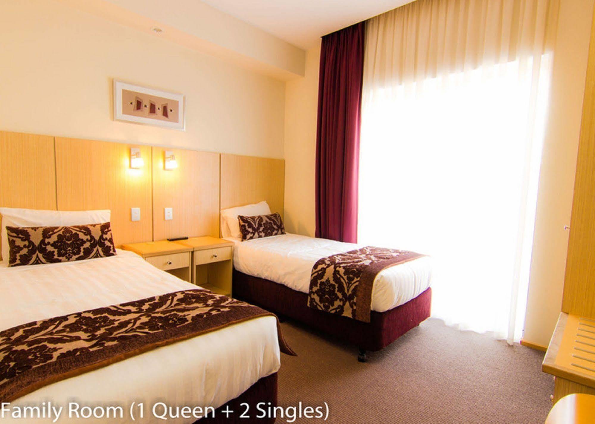 Airport Ascot Motel 4*